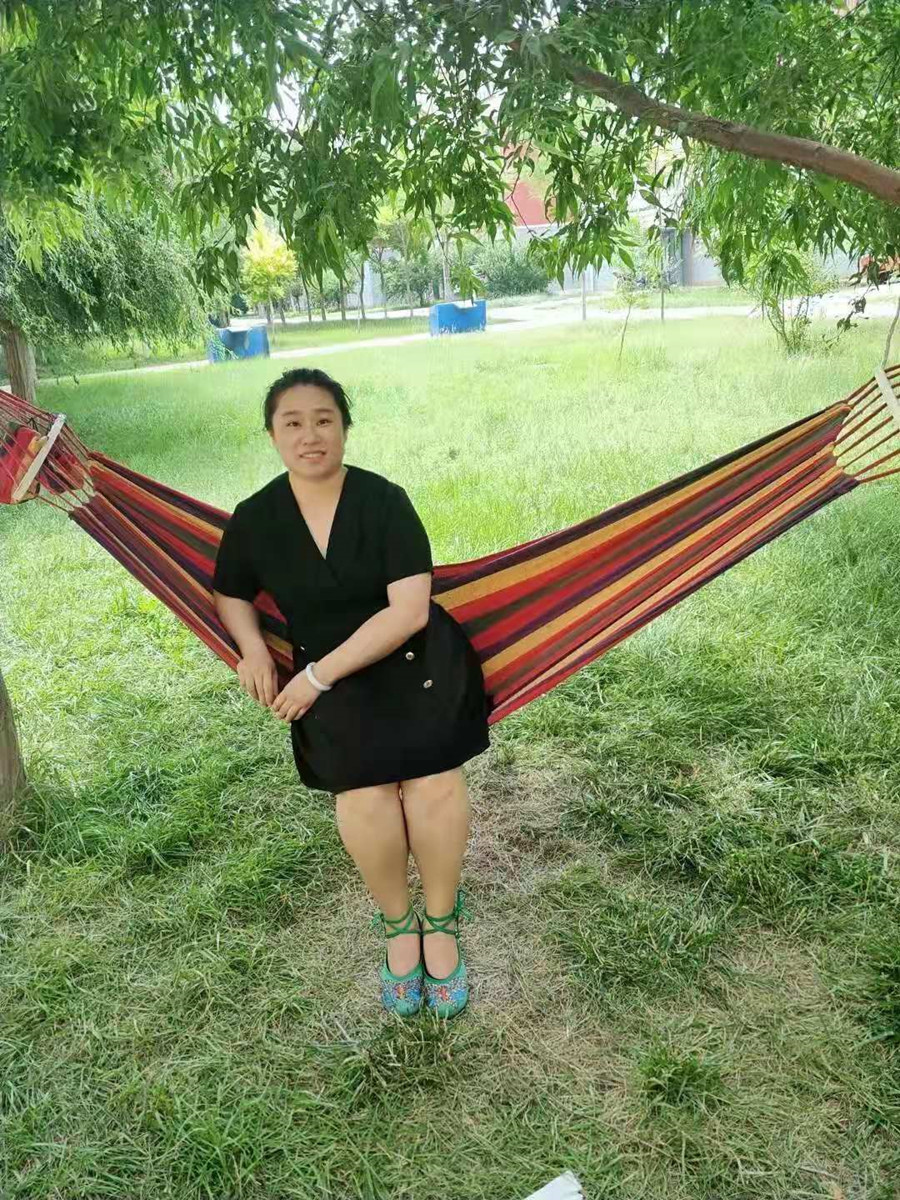 曹婭娟1_副本.jpg